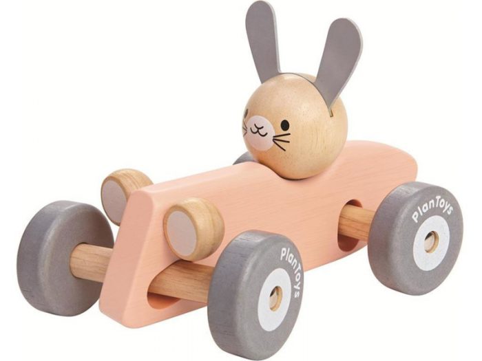 Plantoys raceauto konijn 3/4 aanzicht