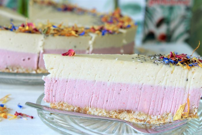 Aardbei Kokos Vanille Raw Cake Ⓥ
